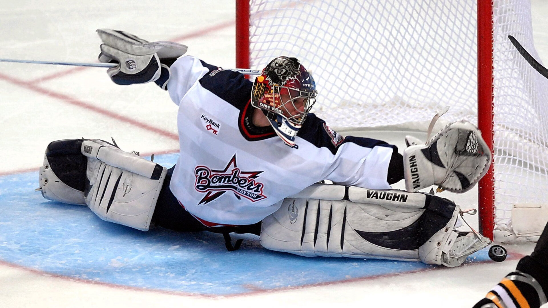 《激情对决:“黑马”队伍逆袭夺冠》,激情对线是什么意思